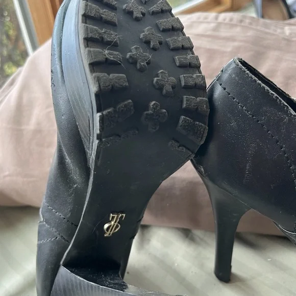 Black heels - Picture 6 of 6